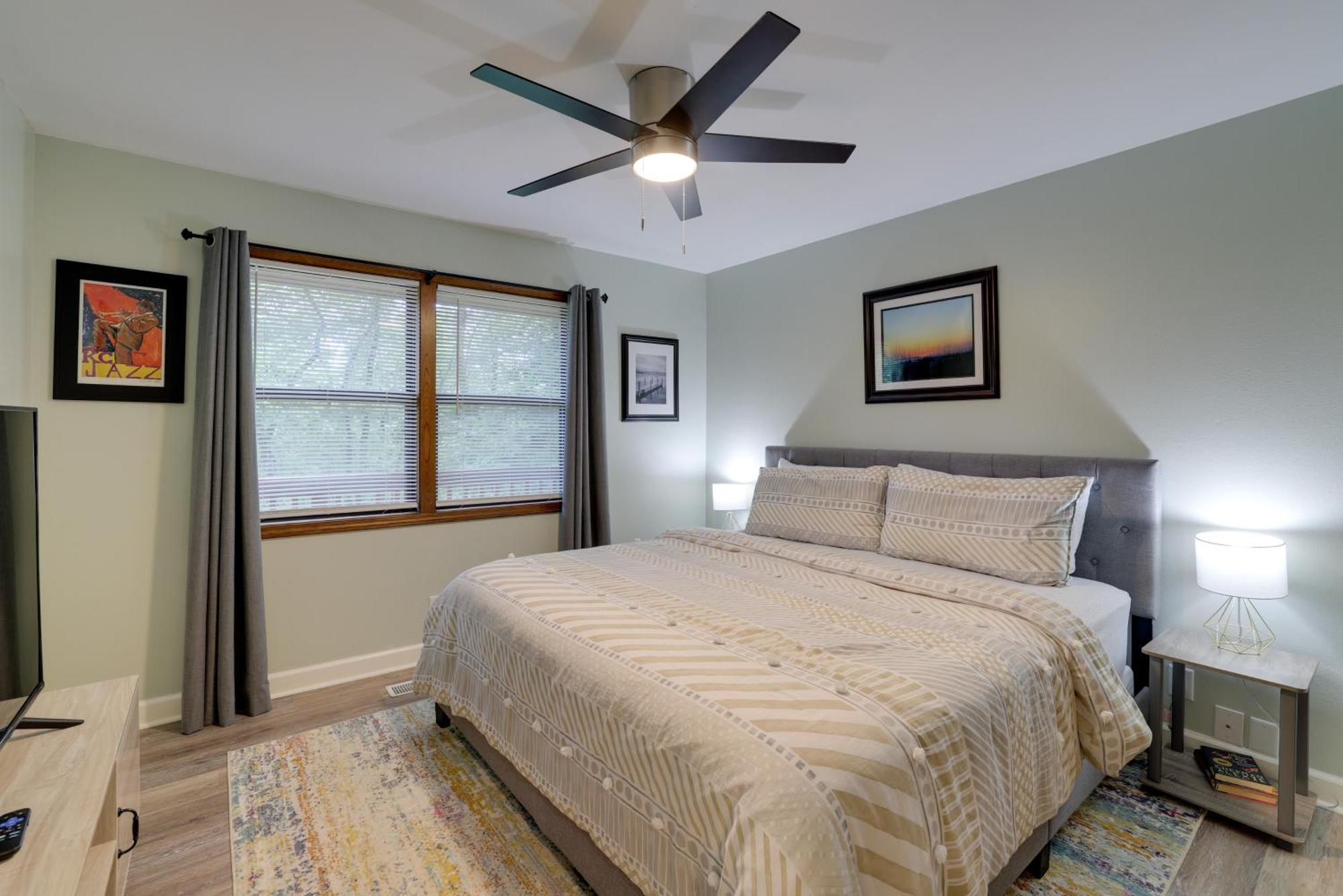 Holiday Island Home Mountain View And Hot Tub! المظهر الخارجي الصورة